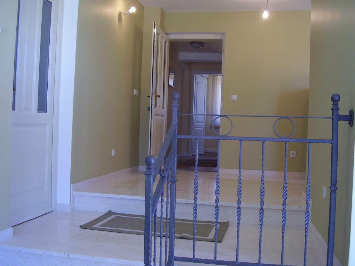 Water View Brand New Apartment, Short Stroll To Beach, Peaceful! Kosljun Ngoại thất bức ảnh